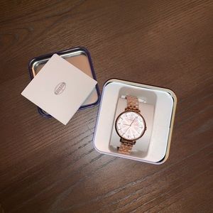 Fossil rose gold watch